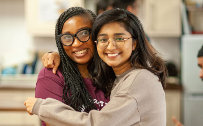 Students-around-laptop-1024x1024-Copy-2